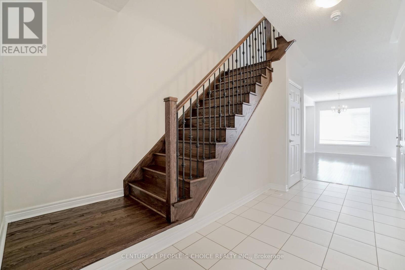 130 Orchardcroft Road, Oakville, Ontario  L6H 7C4 - Photo 18 - W12770050