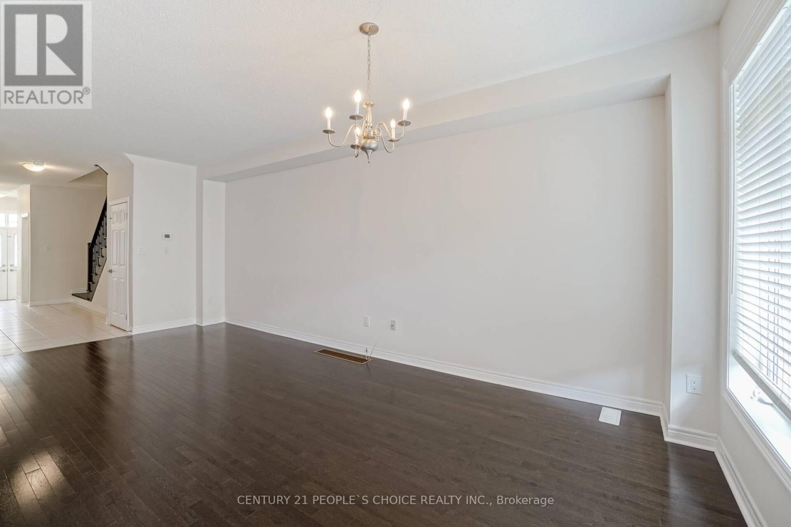 130 Orchardcroft Road, Oakville, Ontario  L6H 7C4 - Photo 6 - W12770050