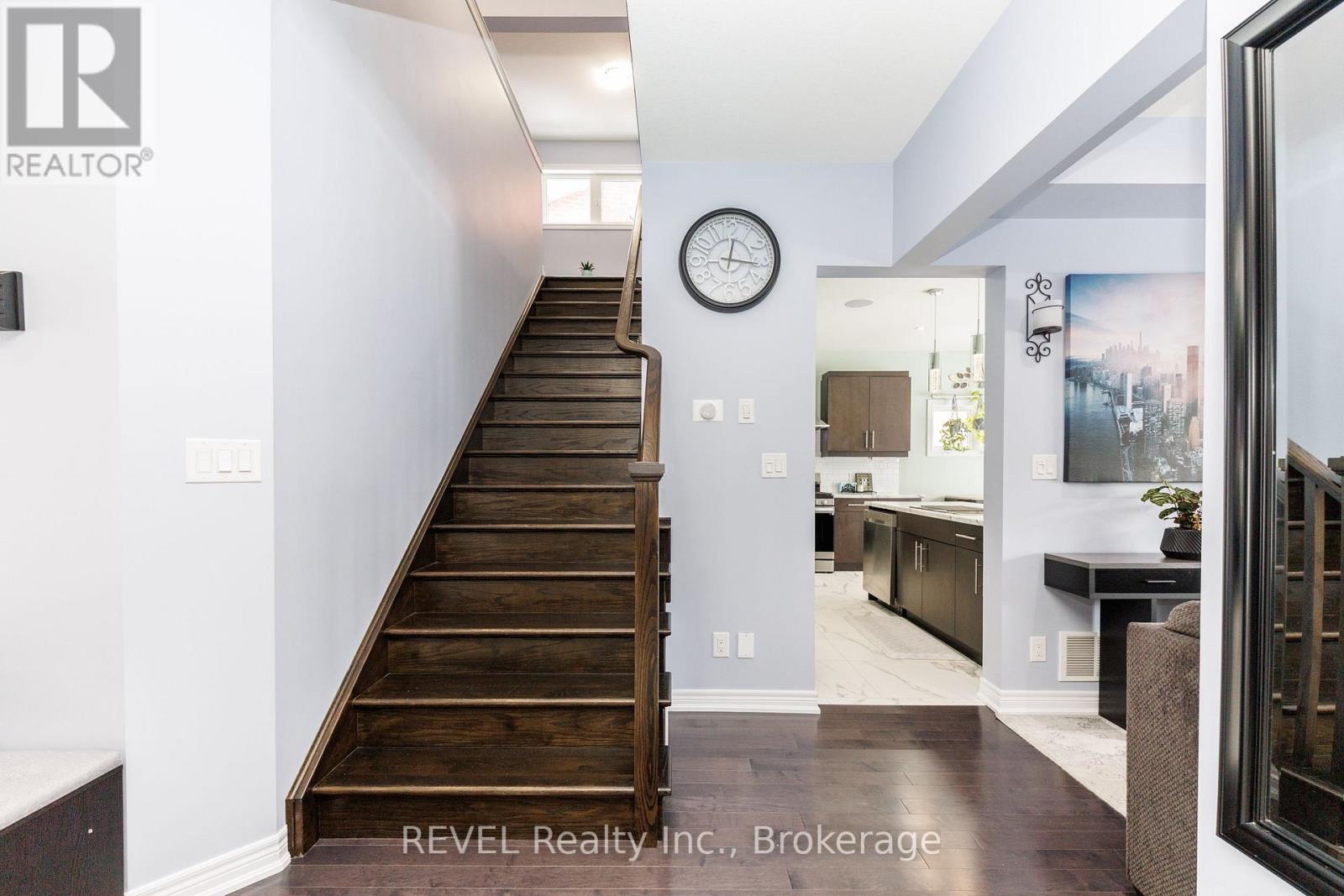 8 Elderberry Road, Thorold (Confederation Heights), Ontario  L2V 0E7 - Photo 23 - X12771370