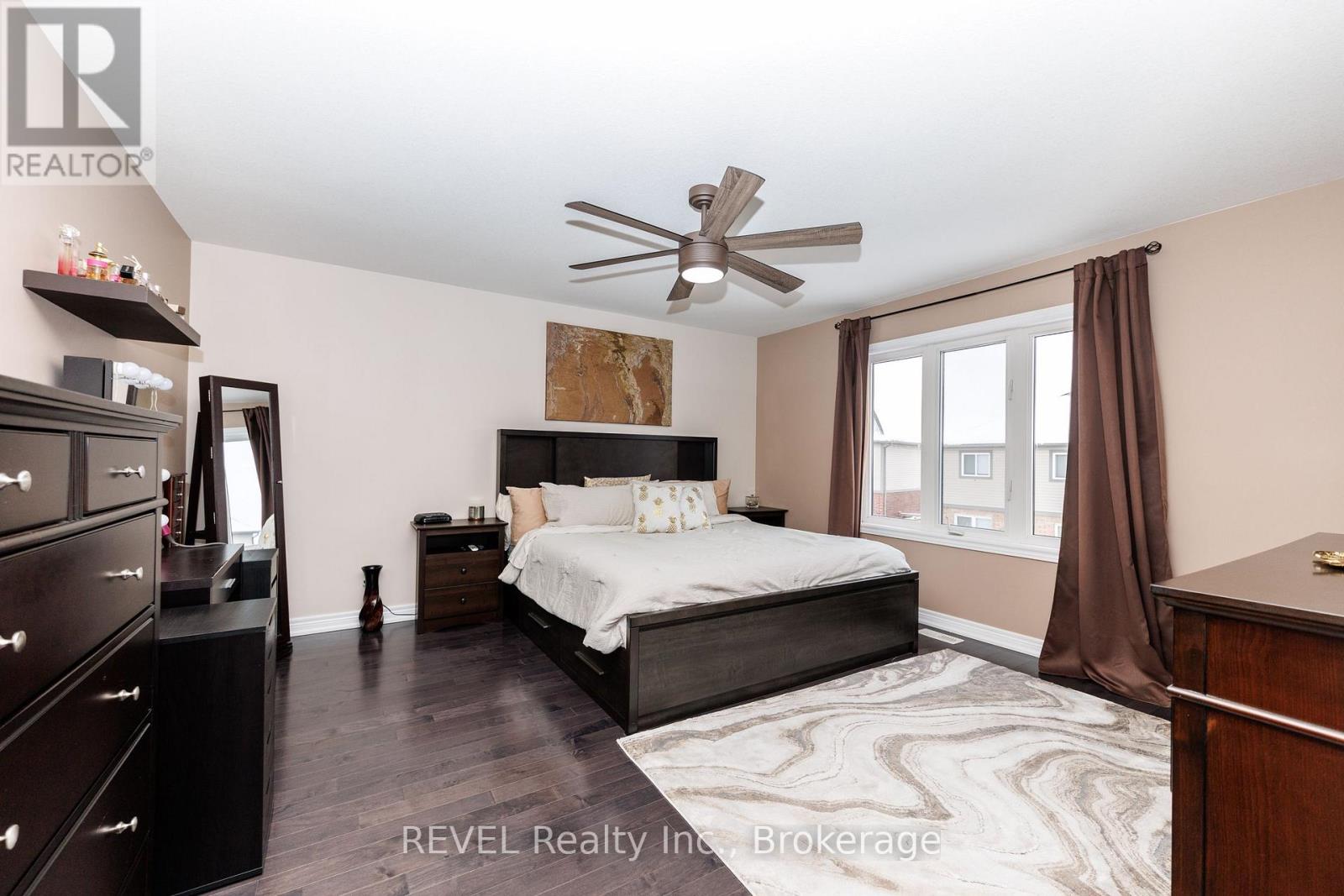 8 Elderberry Road, Thorold (Confederation Heights), Ontario  L2V 0E7 - Photo 26 - X12771370