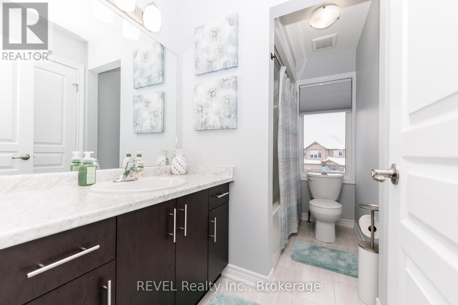 8 Elderberry Road, Thorold (Confederation Heights), Ontario  L2V 0E7 - Photo 37 - X12771370