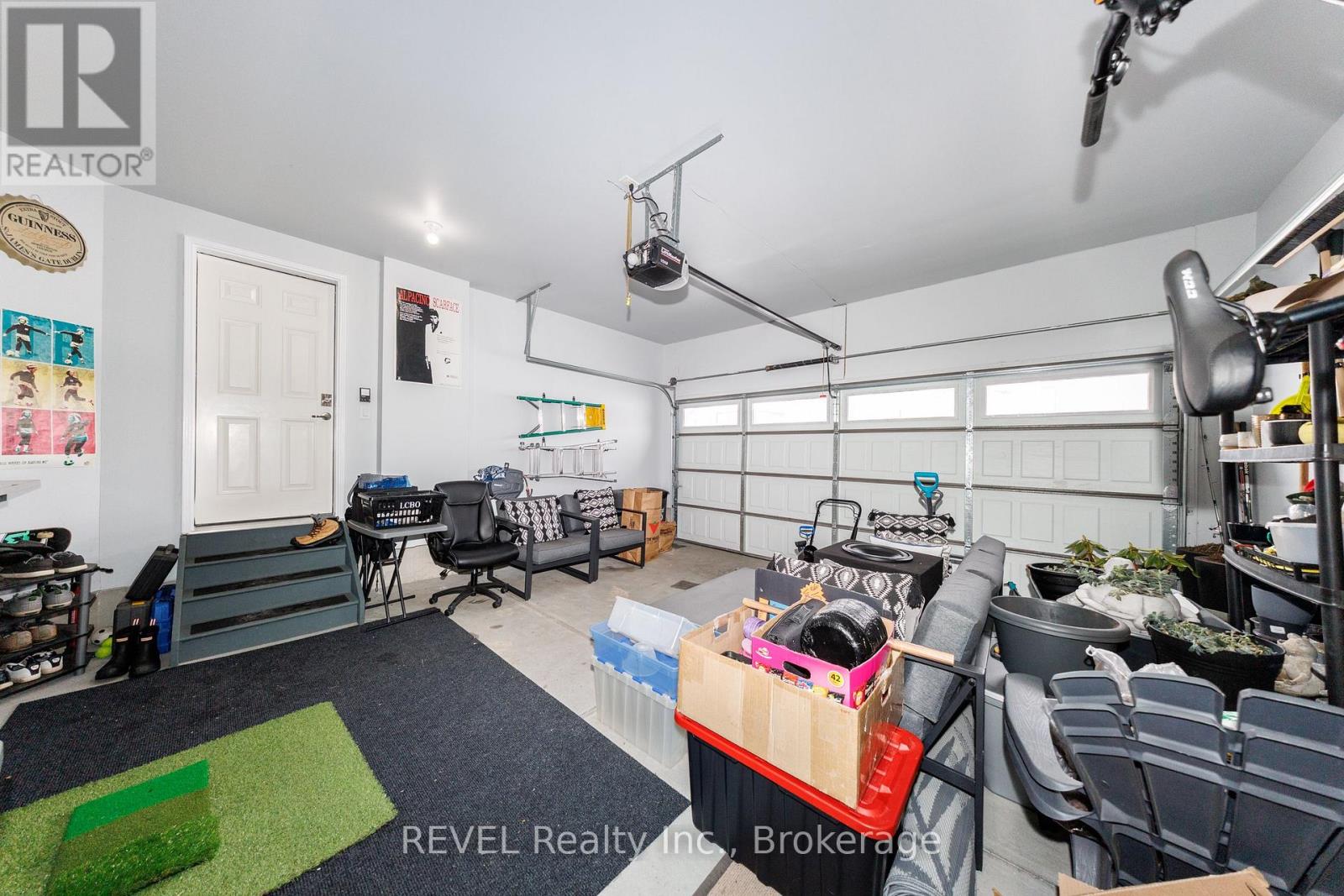 8 Elderberry Road, Thorold (Confederation Heights), Ontario  L2V 0E7 - Photo 43 - X12771370