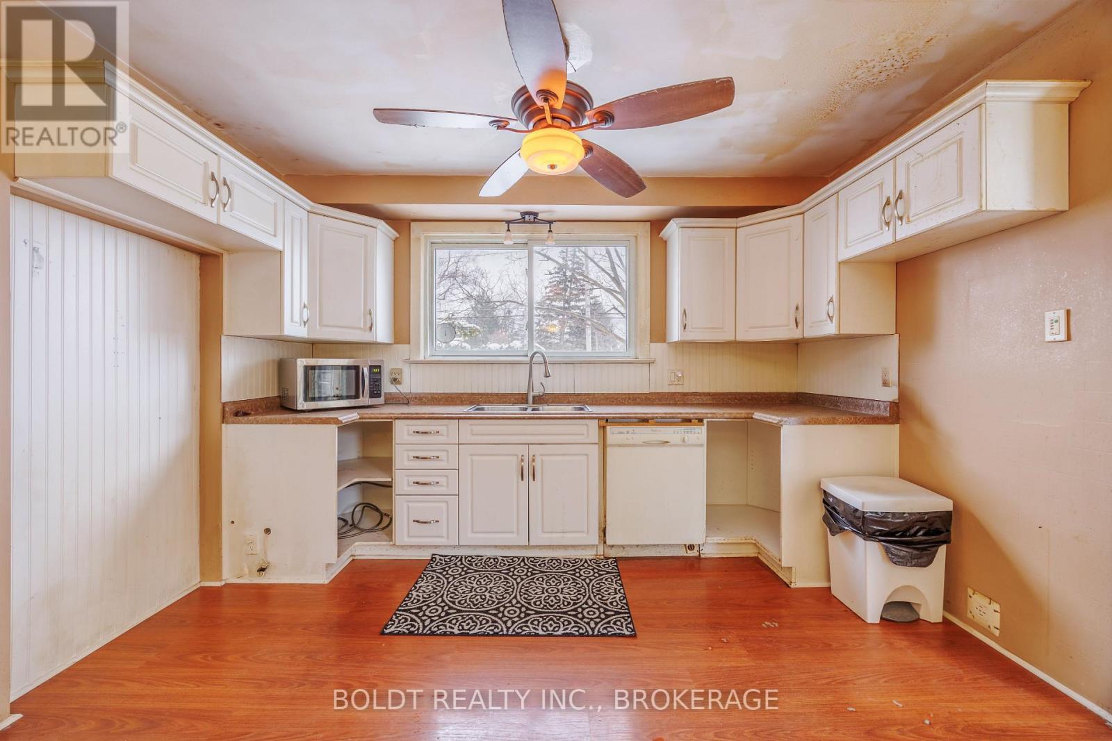 542 Niagara Street, St. Catharines, Ontario  L2M 3P5 - Photo 11 - X12771420