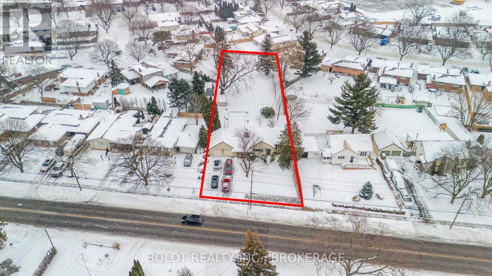 542 Niagara Street, St. Catharines, Ontario  L2M 3P5 - Photo 2 - X12771420