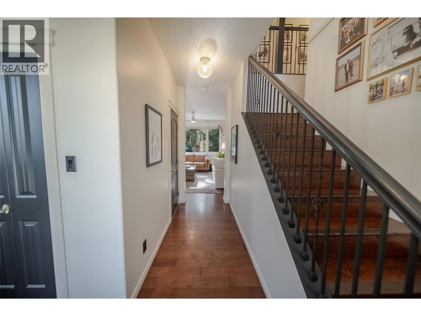 1357 Cypress Drive, Sparwood, British Columbia  V0B 2G2 - Photo 4 - 10374749