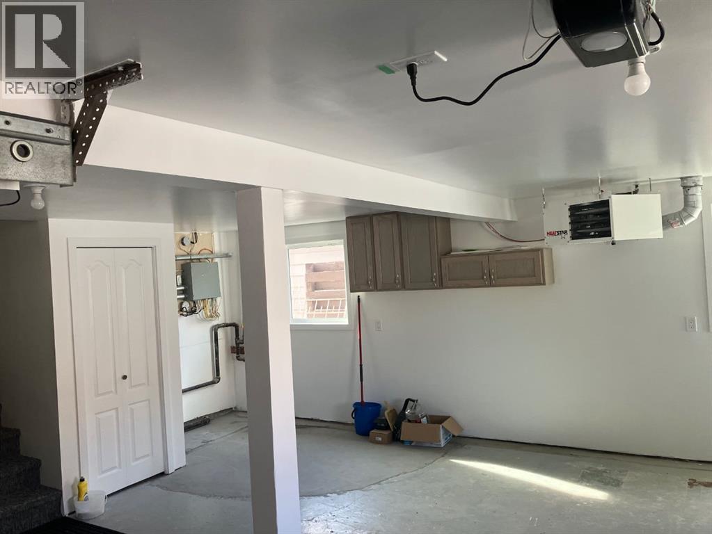 404 8 Street Sw, Medicine Hat, Alberta  T1A 4M2 - Photo 25 - A2263432