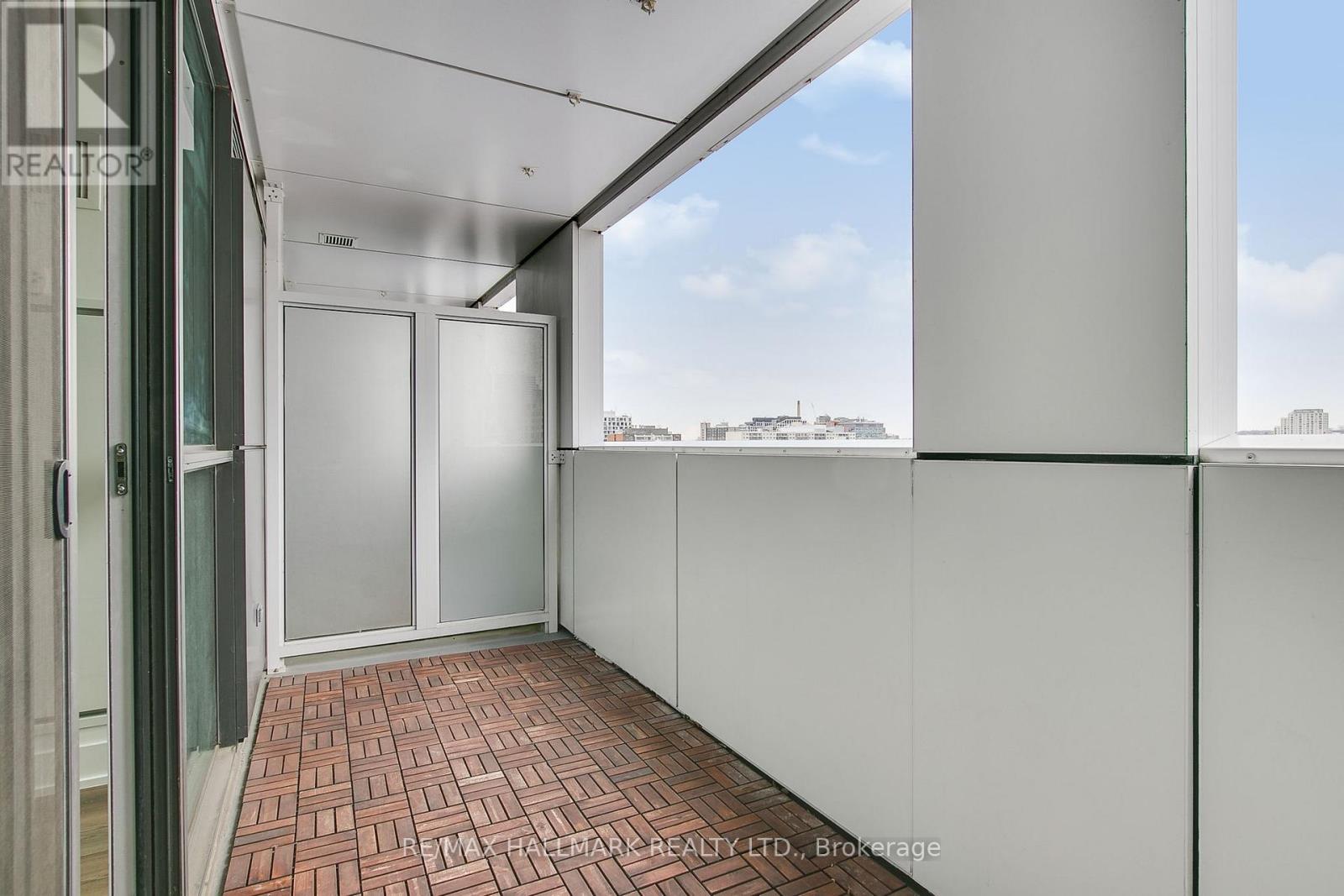 902 - 318 Richmond Street W, Toronto, Ontario  M5V 0B4 - Photo 18 - C12771246