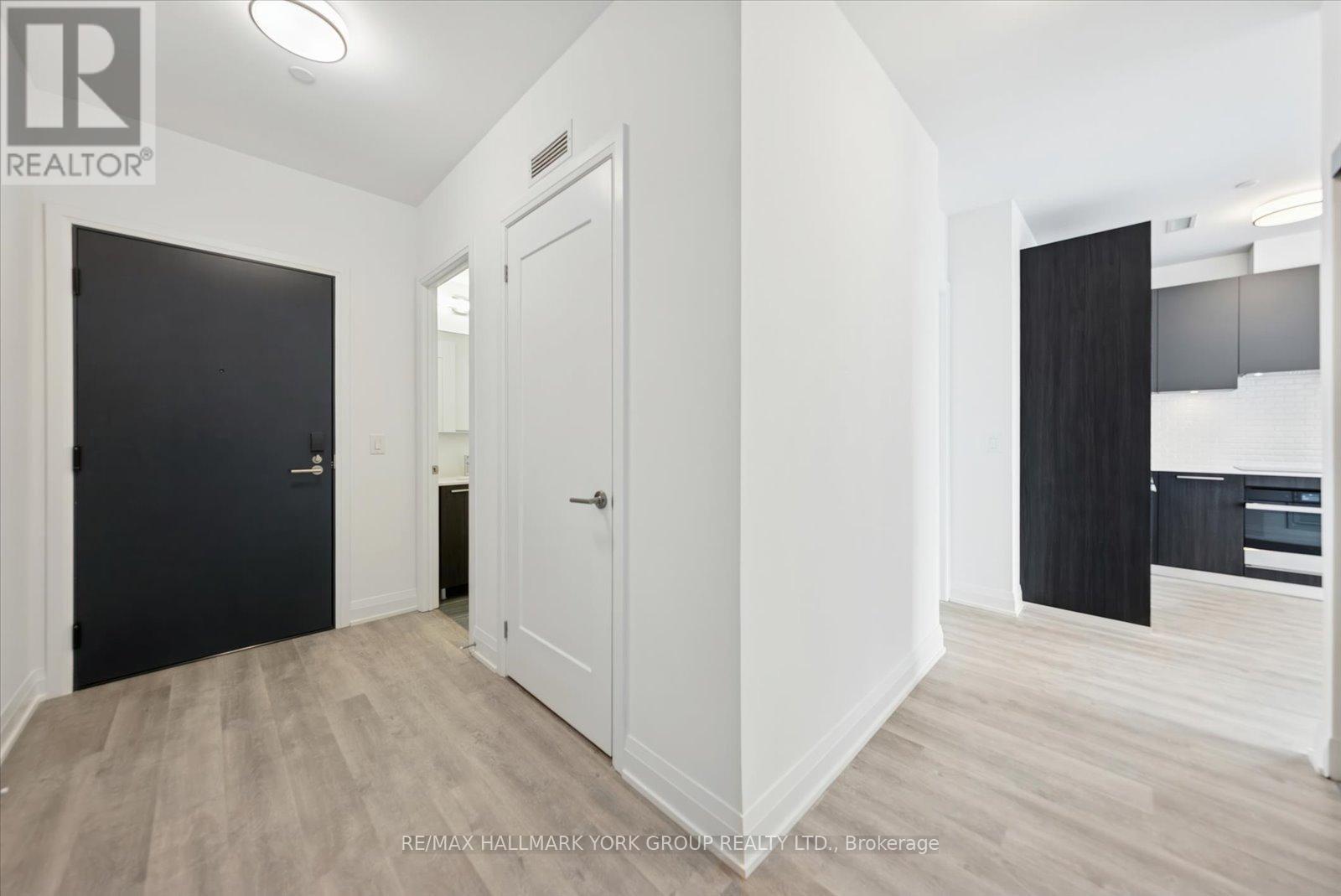 2004 - 65 Broadway Avenue, Toronto, Ontario  M4P 1T9 - Photo 5 - C12771280