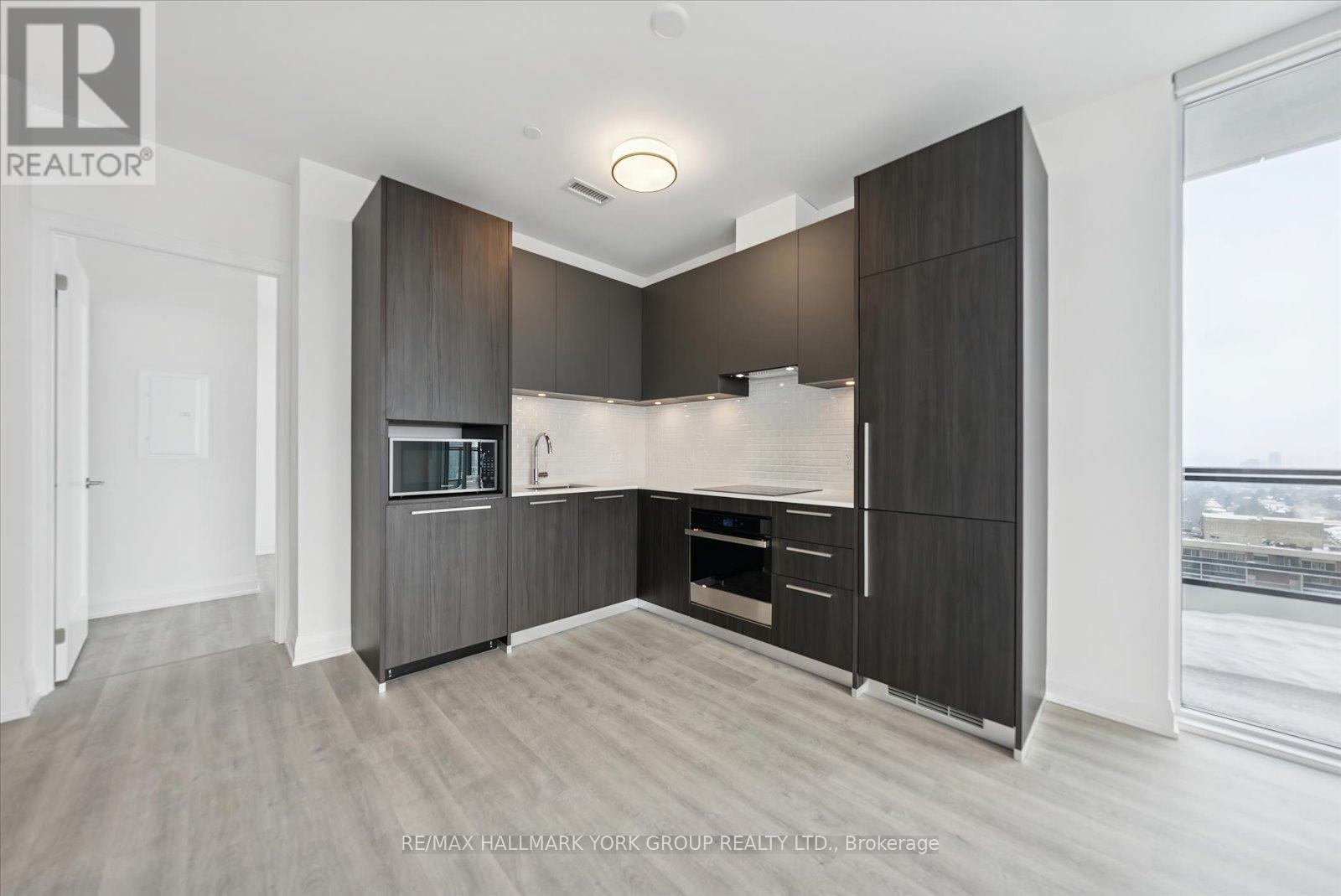 2004 - 65 Broadway Avenue, Toronto, Ontario  M4P 1T9 - Photo 8 - C12771280