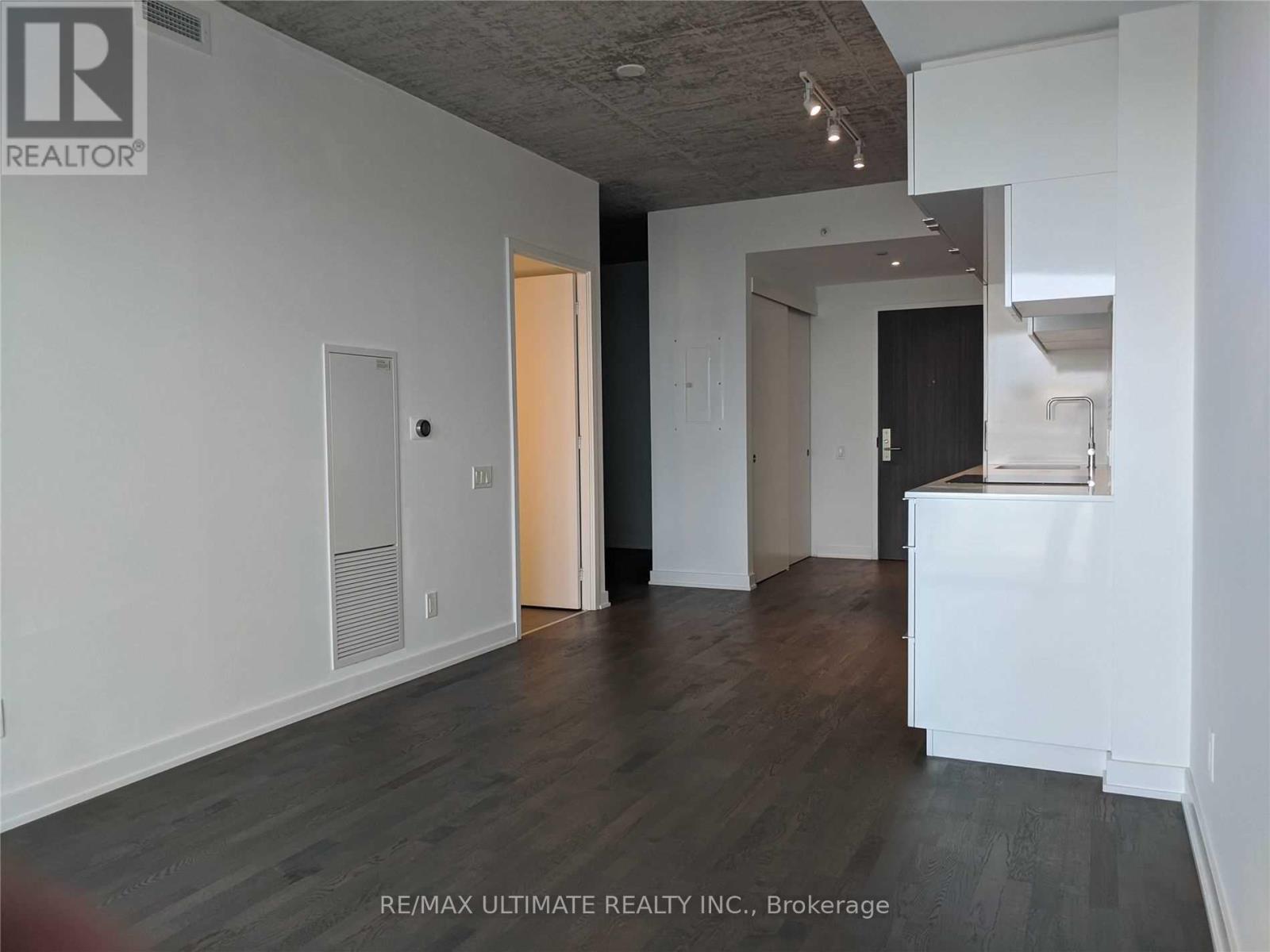 1009 - 185 Roehampton Avenue, Toronto, Ontario  M4P 0C6 - Photo 8 - C12771288