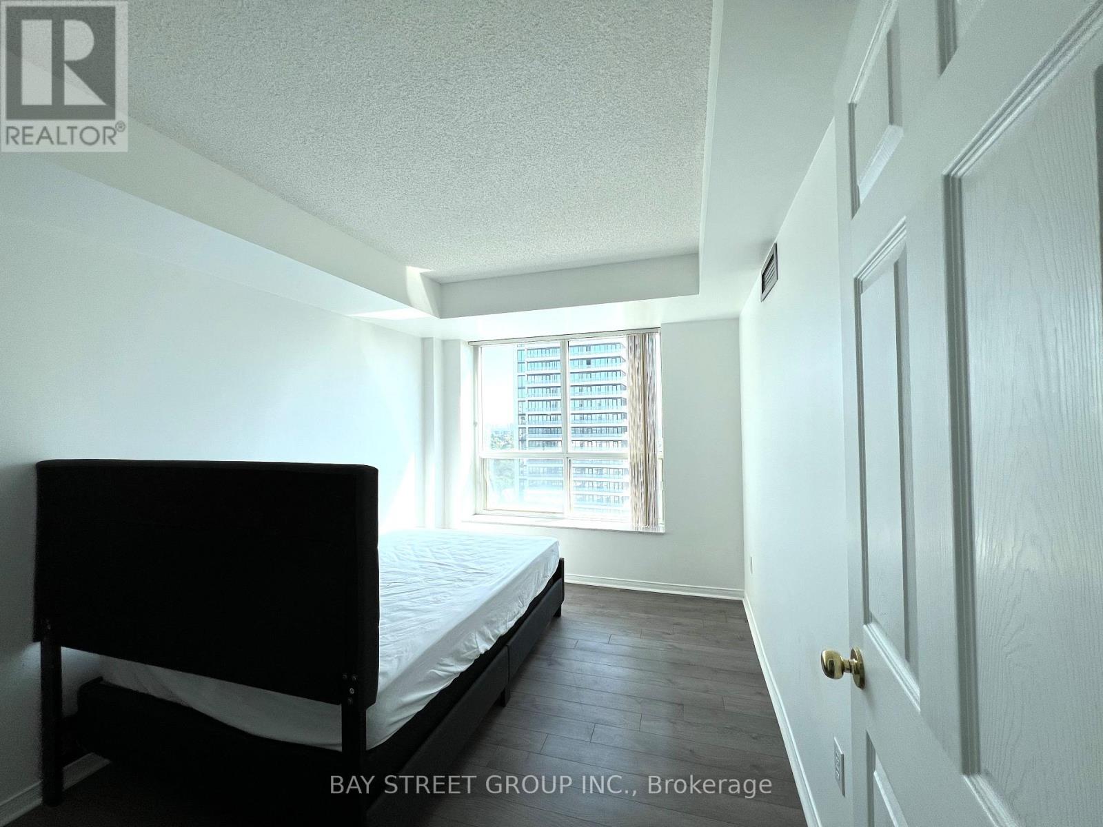 2301 - 3 Pemberton Avenue, Toronto, Ontario  M2M 4M1 - Photo 11 - C12771426