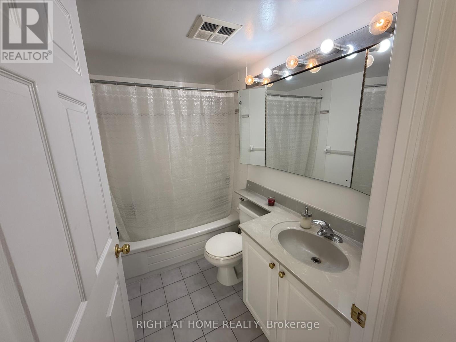 1106 - 8 Pemberton Avenue, Toronto, Ontario  M2M 4K8 - Photo 14 - C12771428