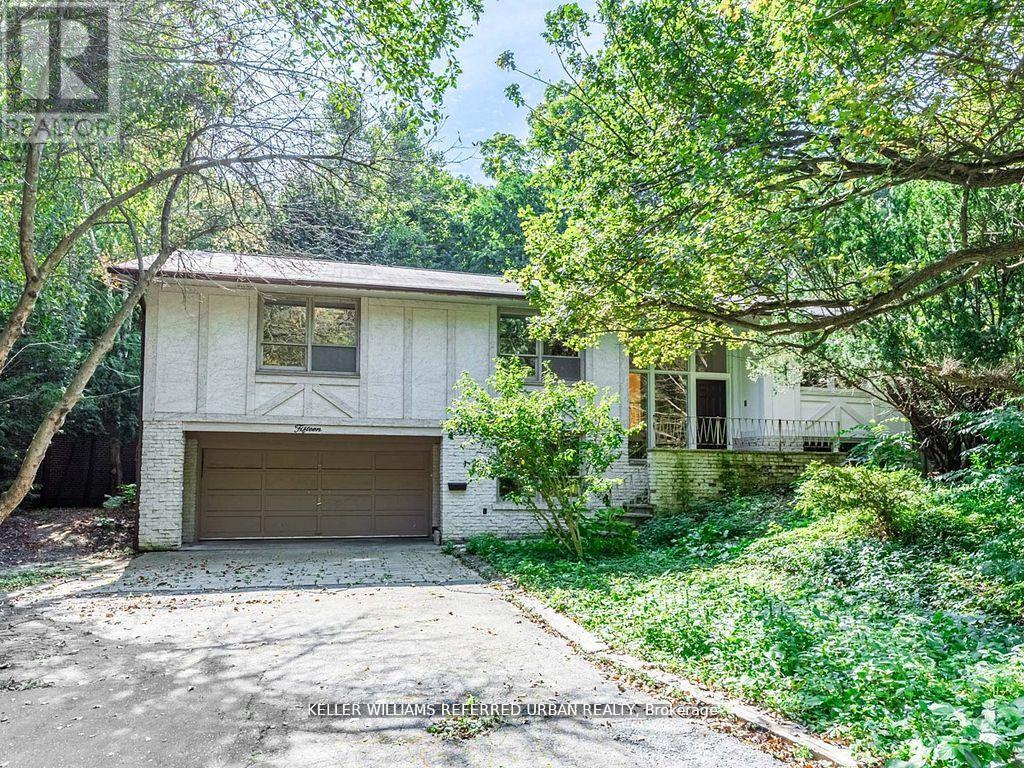 15 YORK VALLEY CRESCENT, Toronto, Ontario