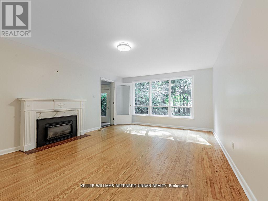 15 York Valley Crescent, Toronto, Ontario  M2P 1A8 - Photo 6 - C12771430