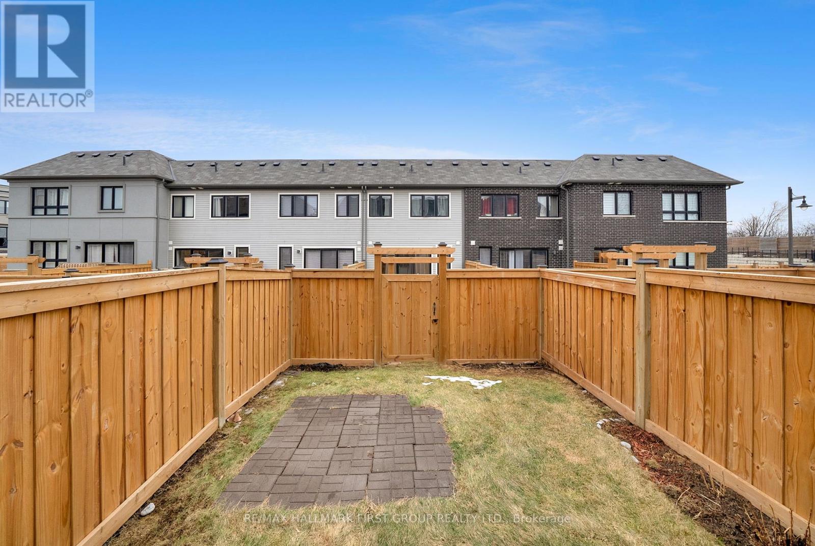 40 Caspian Square, Clarington, Ontario  L1C 7G3 - Photo 20 - E12771292