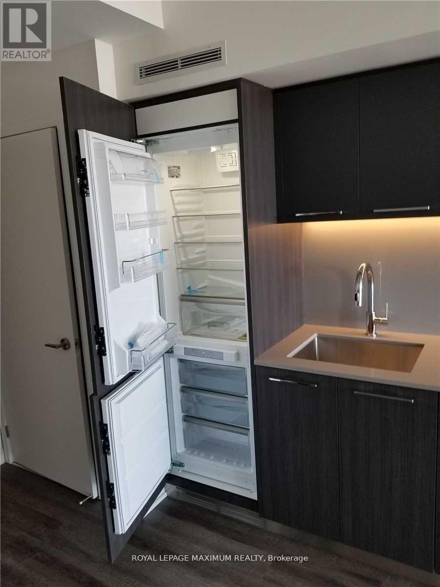 711 - 25 Baseball Place, Toronto, Ontario  M4M 0E7 - Photo 3 - E12771322