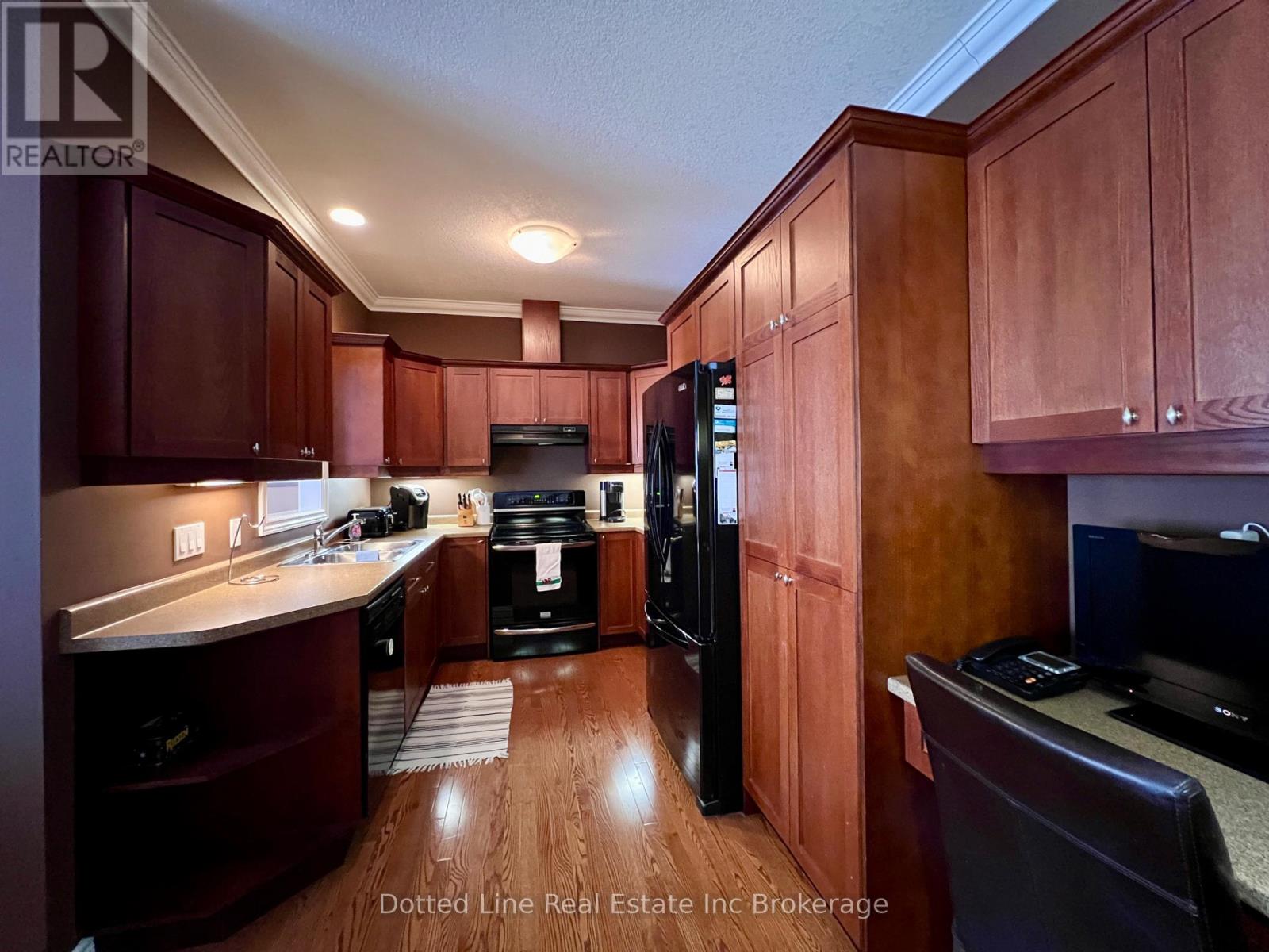 25 - 500 Lakeview Drive, Woodstock, Ontario  N4T 1W4 - Photo 4 - X12771462