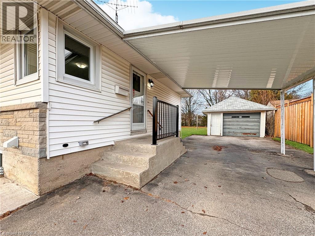 47 Evelyn Street Unit# Lower, Brantford, Ontario  N3R 3G8 - Photo 2 - 40803742