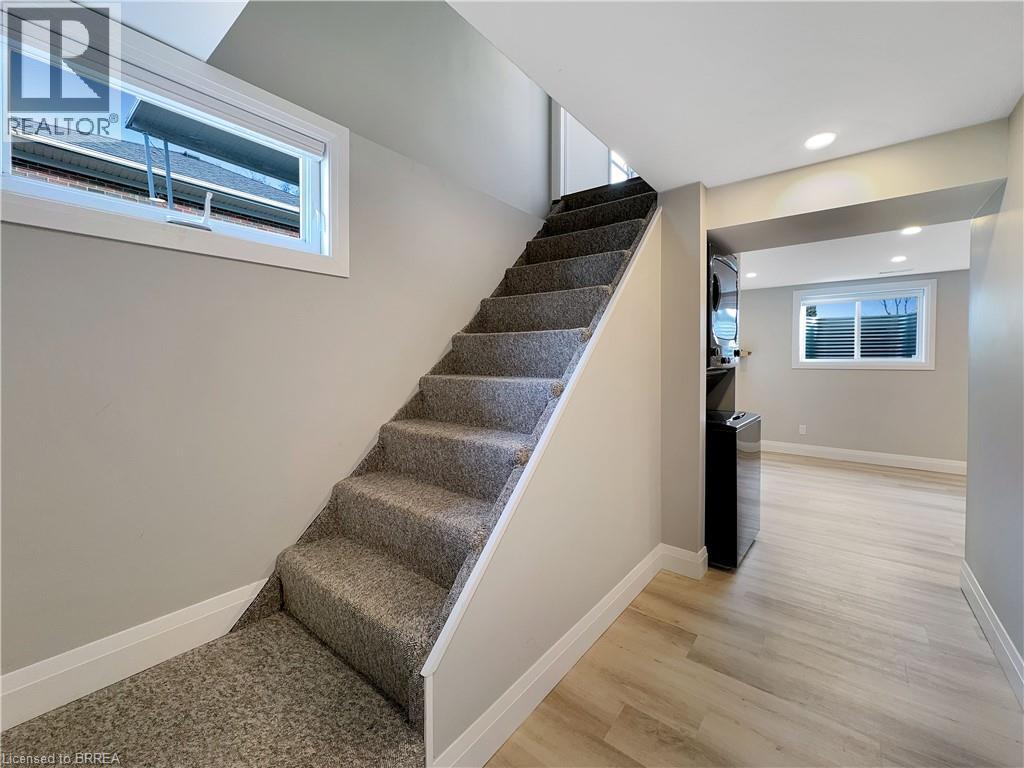 47 Evelyn Street Unit# Lower, Brantford, Ontario  N3R 3G8 - Photo 3 - 40803742