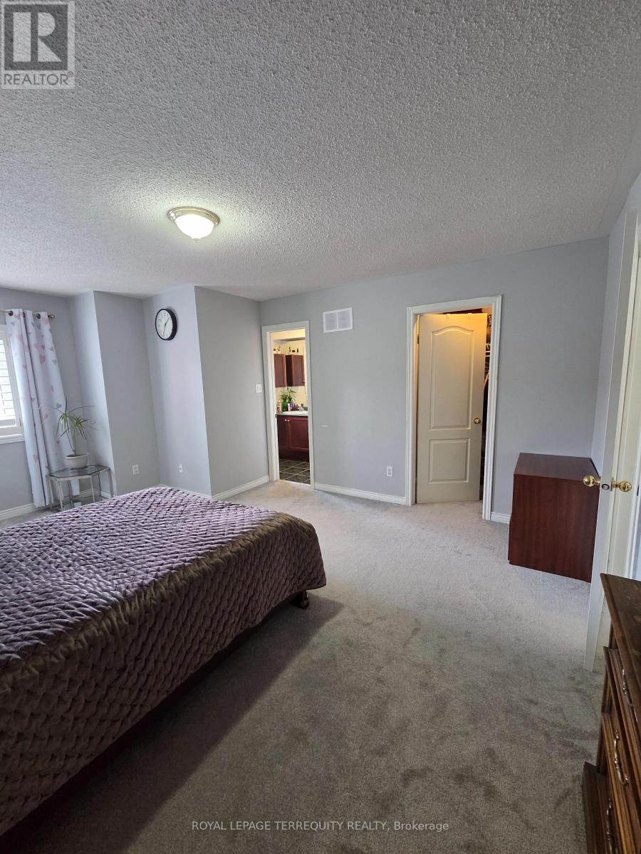 Main - 220 Denise Circle, Newmarket, Ontario  L3X 2K2 - Photo 32 - N12771250