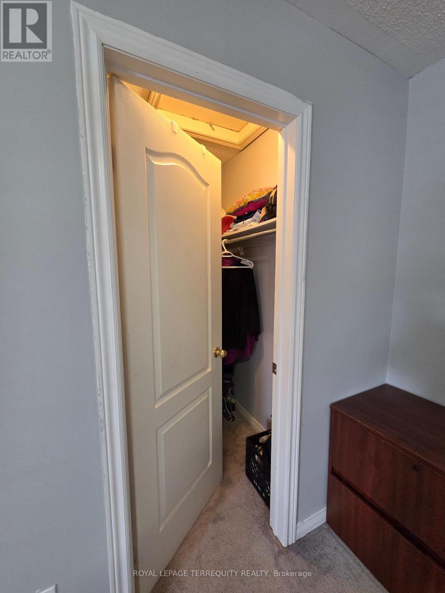 Main - 220 Denise Circle, Newmarket, Ontario  L3X 2K2 - Photo 36 - N12771250