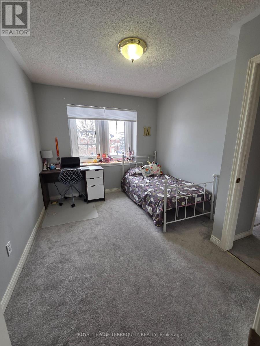 Main - 220 Denise Circle, Newmarket, Ontario  L3X 2K2 - Photo 37 - N12771250