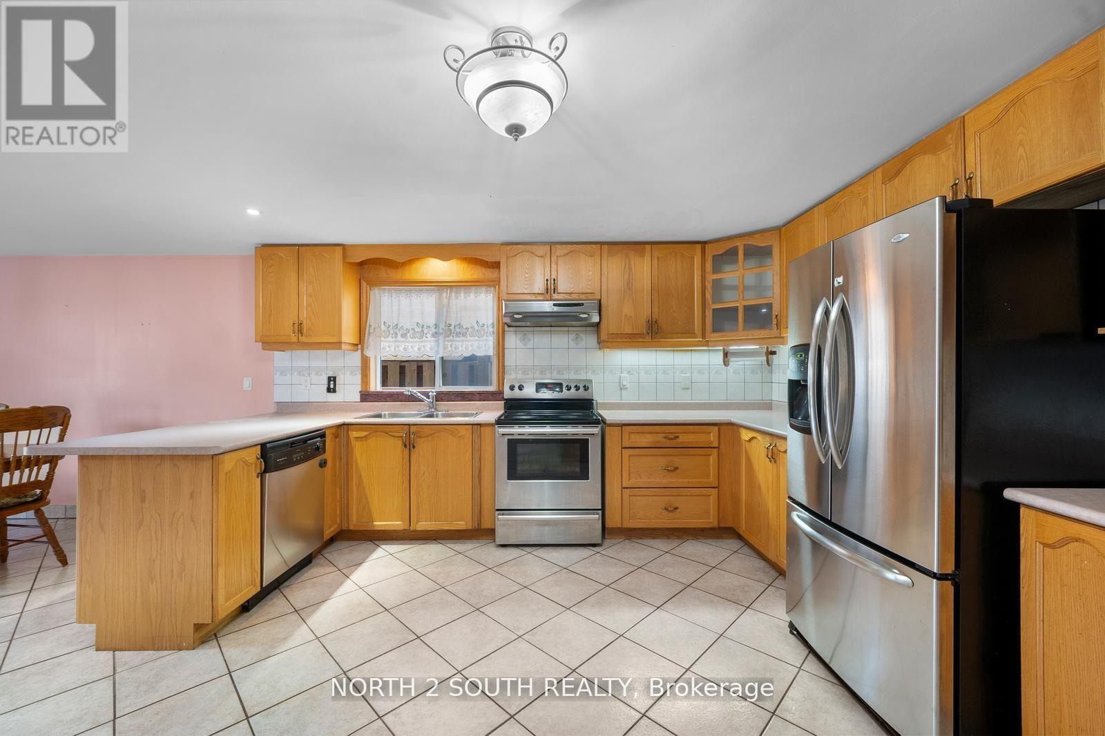 46 Silverado Trail, Vaughan, Ontario  L4H 1W3 - Photo 29 - N12771260