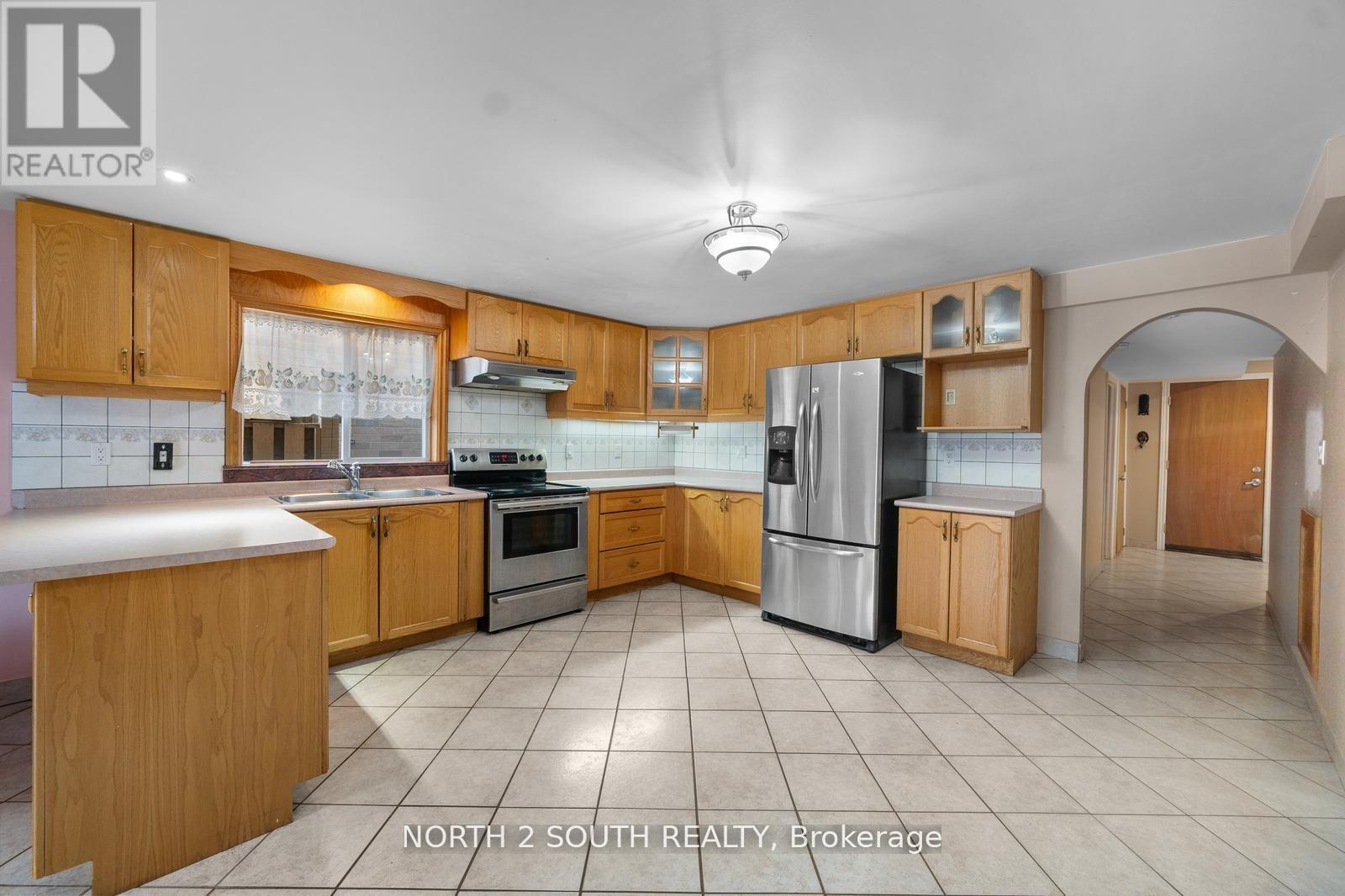 46 Silverado Trail, Vaughan, Ontario  L4H 1W3 - Photo 30 - N12771260