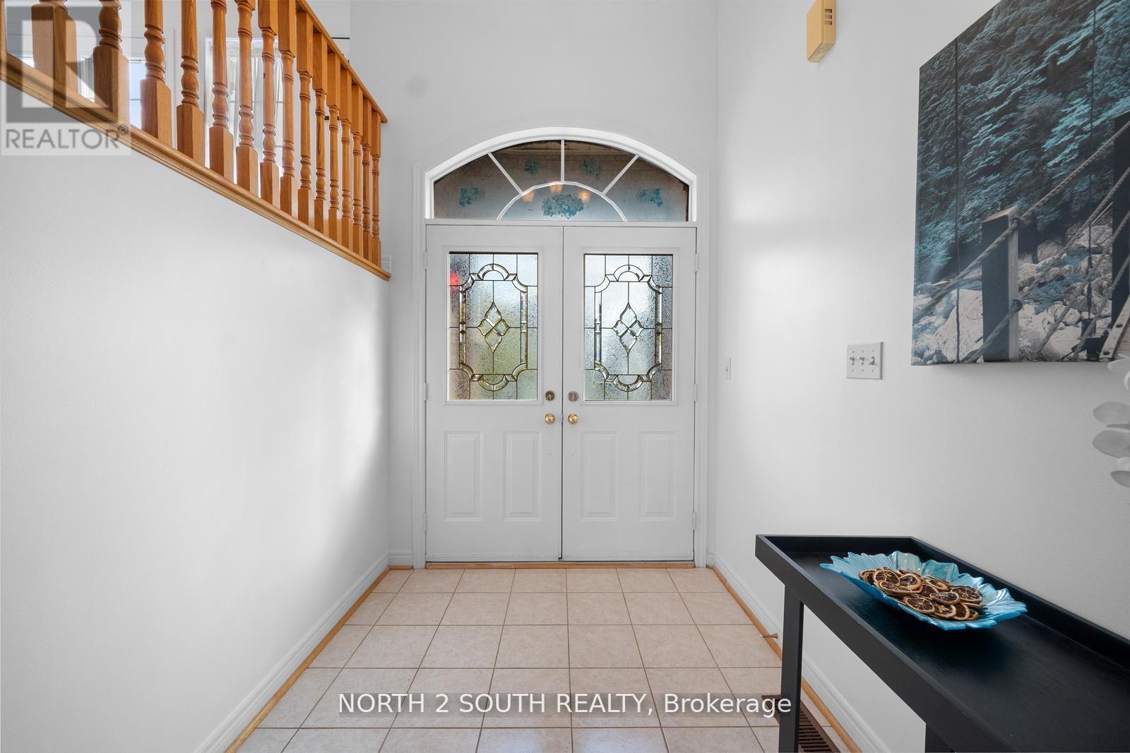 46 Silverado Trail, Vaughan, Ontario  L4H 1W3 - Photo 4 - N12771260