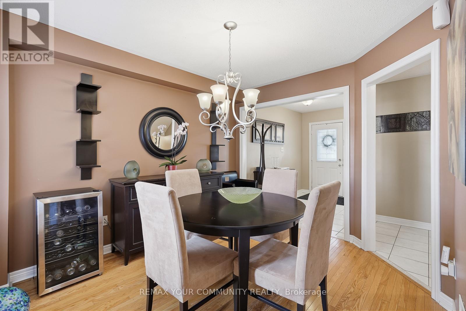 94 Sunridge Street, Richmond Hill, Ontario  L4E 3Z4 - Photo 14 - N12771298