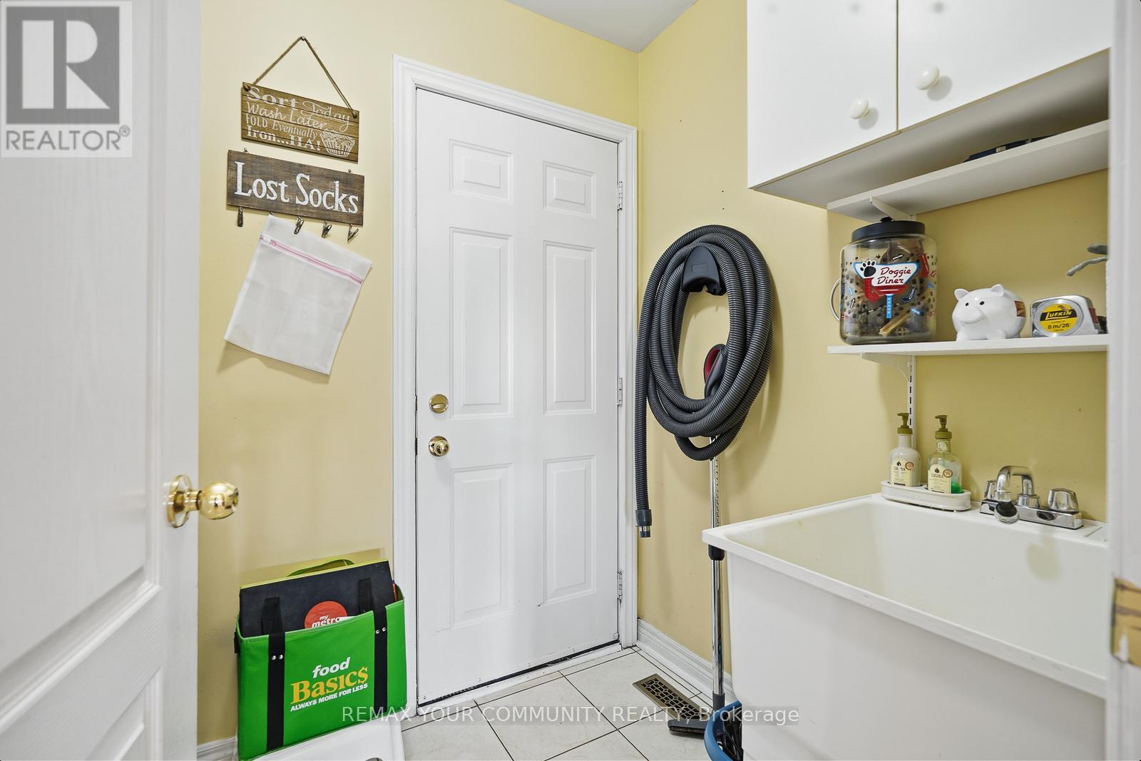 94 Sunridge Street, Richmond Hill, Ontario  L4E 3Z4 - Photo 18 - N12771298