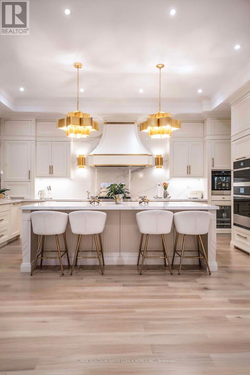 25 Calla Trail, Aurora, Ontario  L4G 6W4 - Photo 8 - N12771332