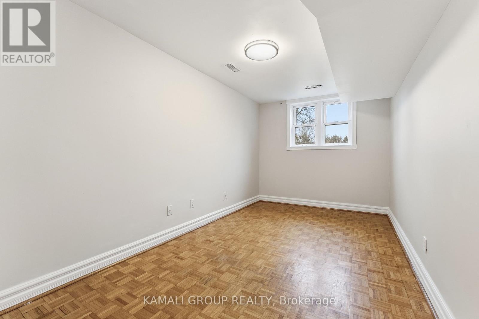 Bsmt - 156 Trayborn Drive, Richmond Hill, Ontario  L4C 4L1 - Photo 12 - N12771342