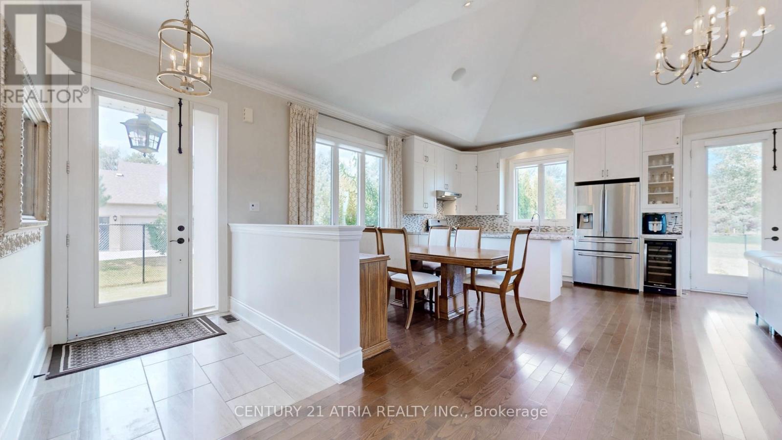 111 Lake Woods Drive, Whitchurch-Stouffville, Ontario  L4A 1P1 - Photo 30 - N12771350