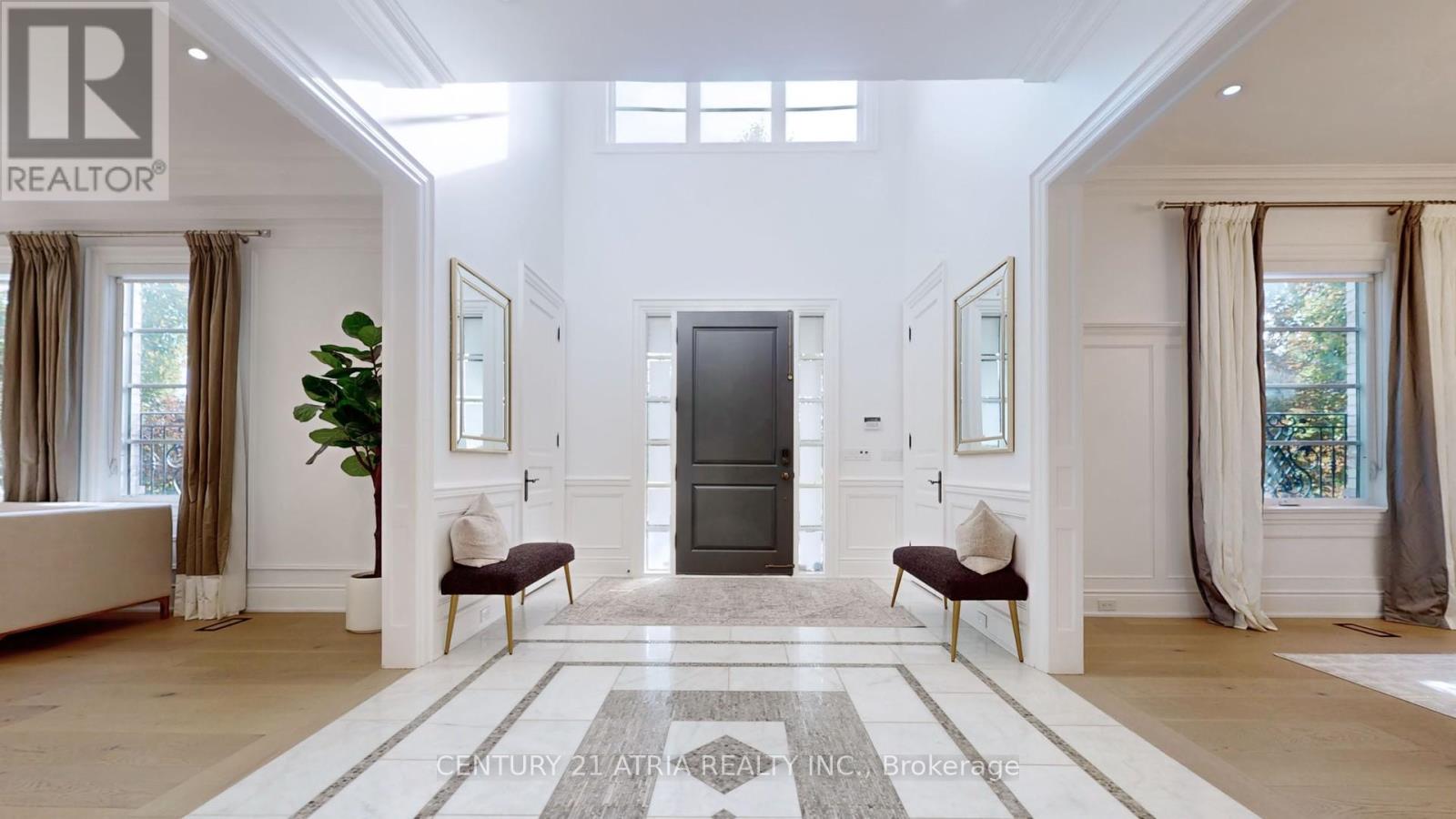 111 Lake Woods Drive, Whitchurch-Stouffville, Ontario  L4A 1P1 - Photo 6 - N12771350