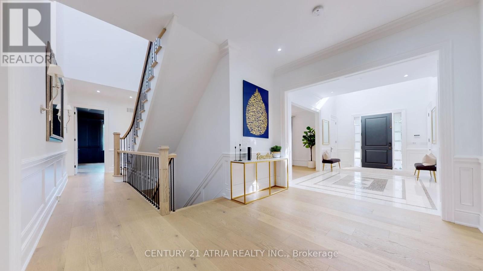 111 Lake Woods Drive, Whitchurch-Stouffville, Ontario  L4A 1P1 - Photo 7 - N12771350