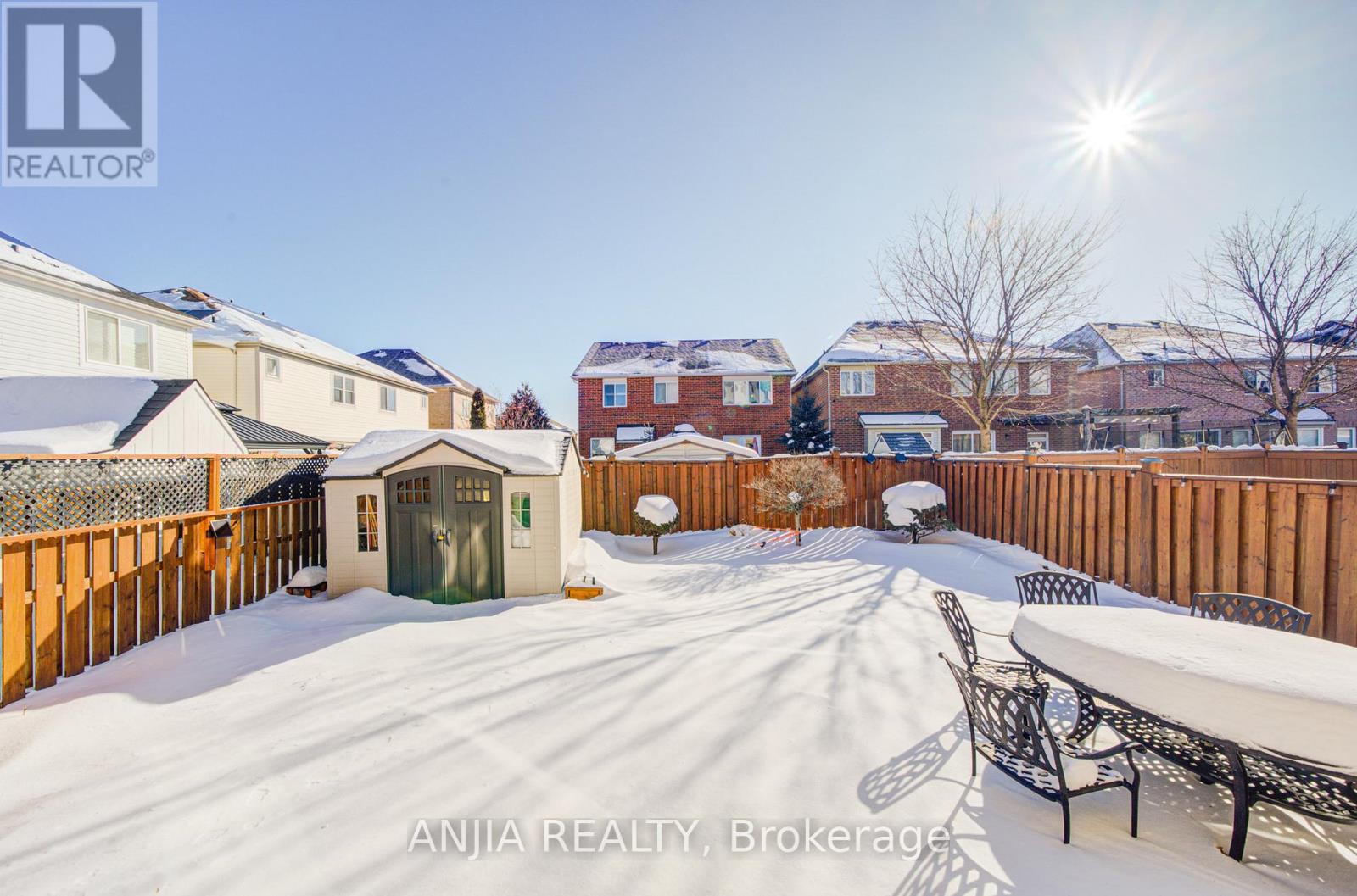 102 Wilf Morden Road, Whitchurch-Stouffville, Ontario  L4A 0K1 - Photo 43 - N12771386