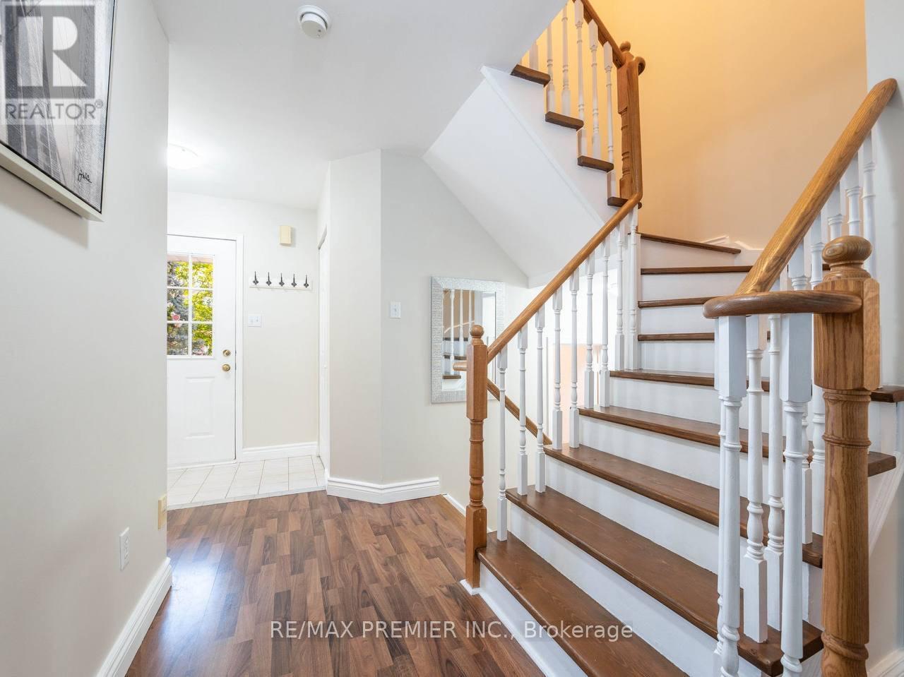 39 Ross Linton Drive, Aurora, Ontario  L4G 6T3 - Photo 19 - N12771412