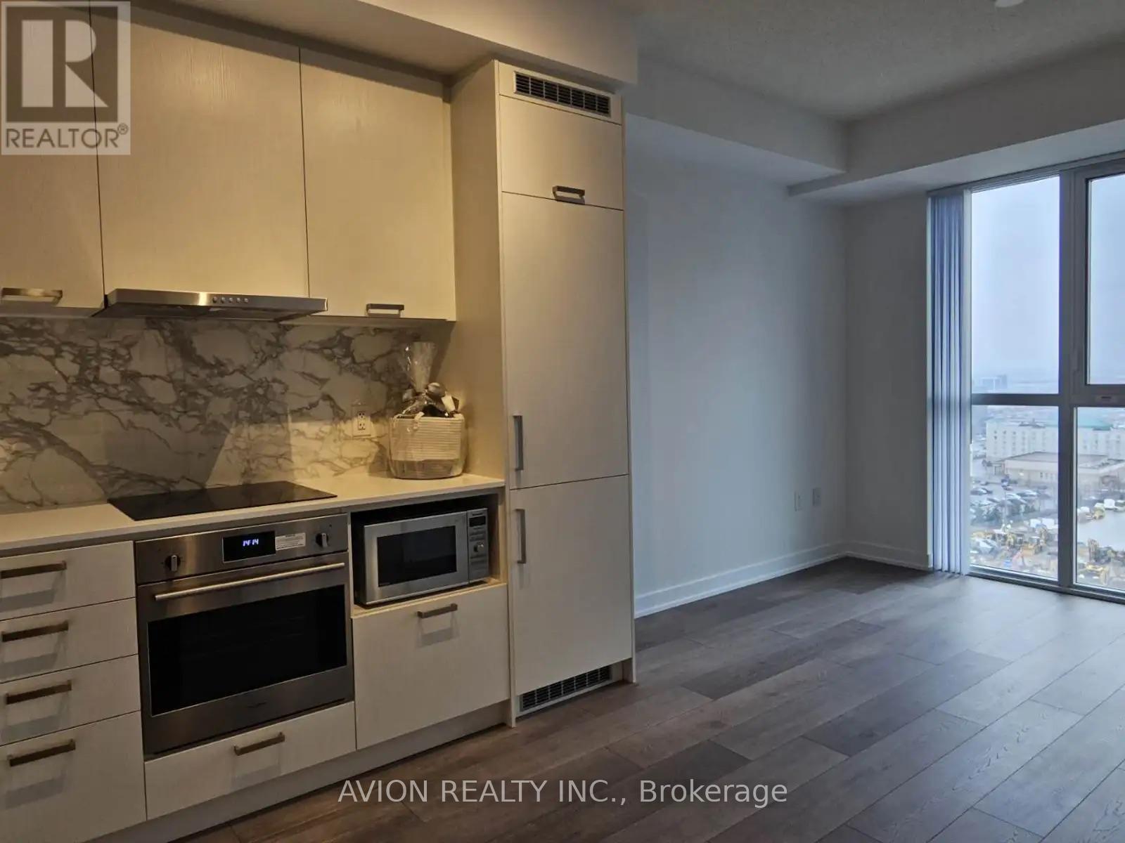 1816 - 38 Honeycrisp Crescent, Vaughan, Ontario  L4K 0M8 - Photo 13 - N12771450