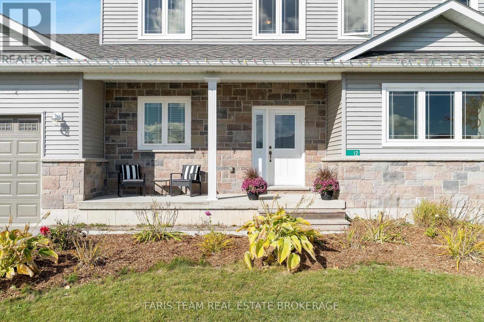 12 Grace Crescent, Oro-Medonte (Warminister), Ontario  L0K 2G1 - Photo 6 - S12771460