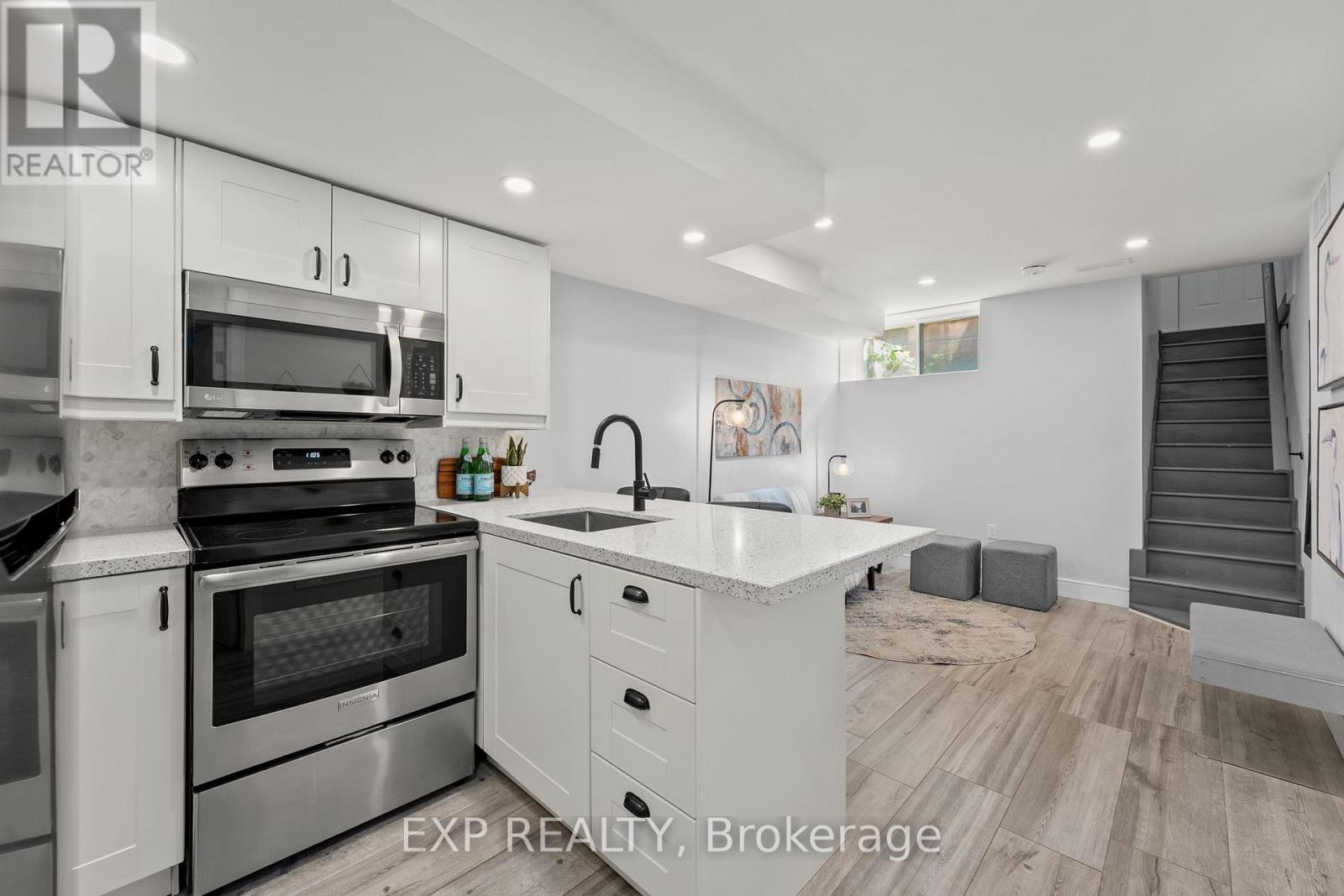 29 Grace Street, Toronto (Trinity-Bellwoods), Ontario  M6J 2S4 - Photo 31 - C12670900