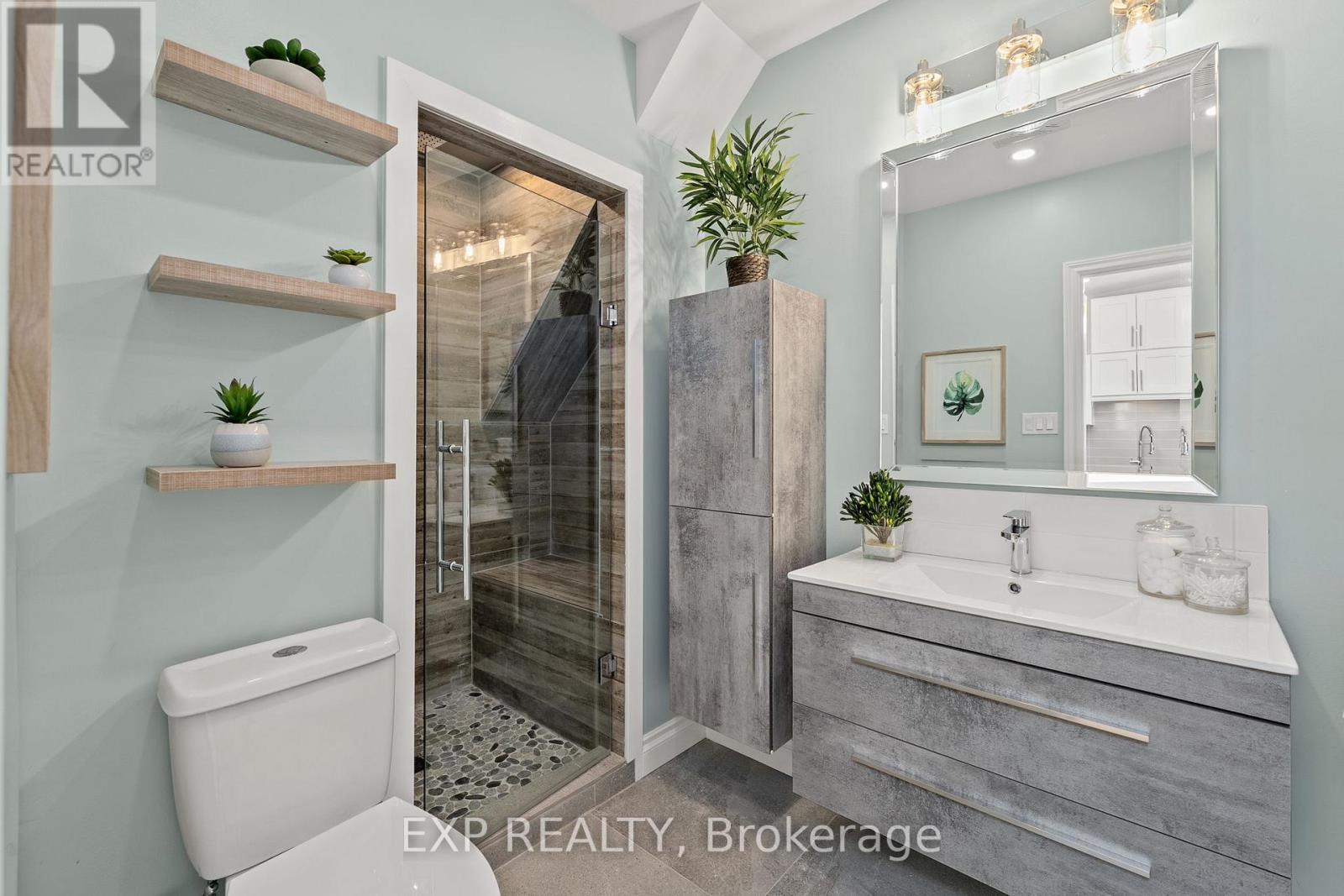 29 Grace Street, Toronto (Trinity-Bellwoods), Ontario  M6J 2S4 - Photo 46 - C12670900