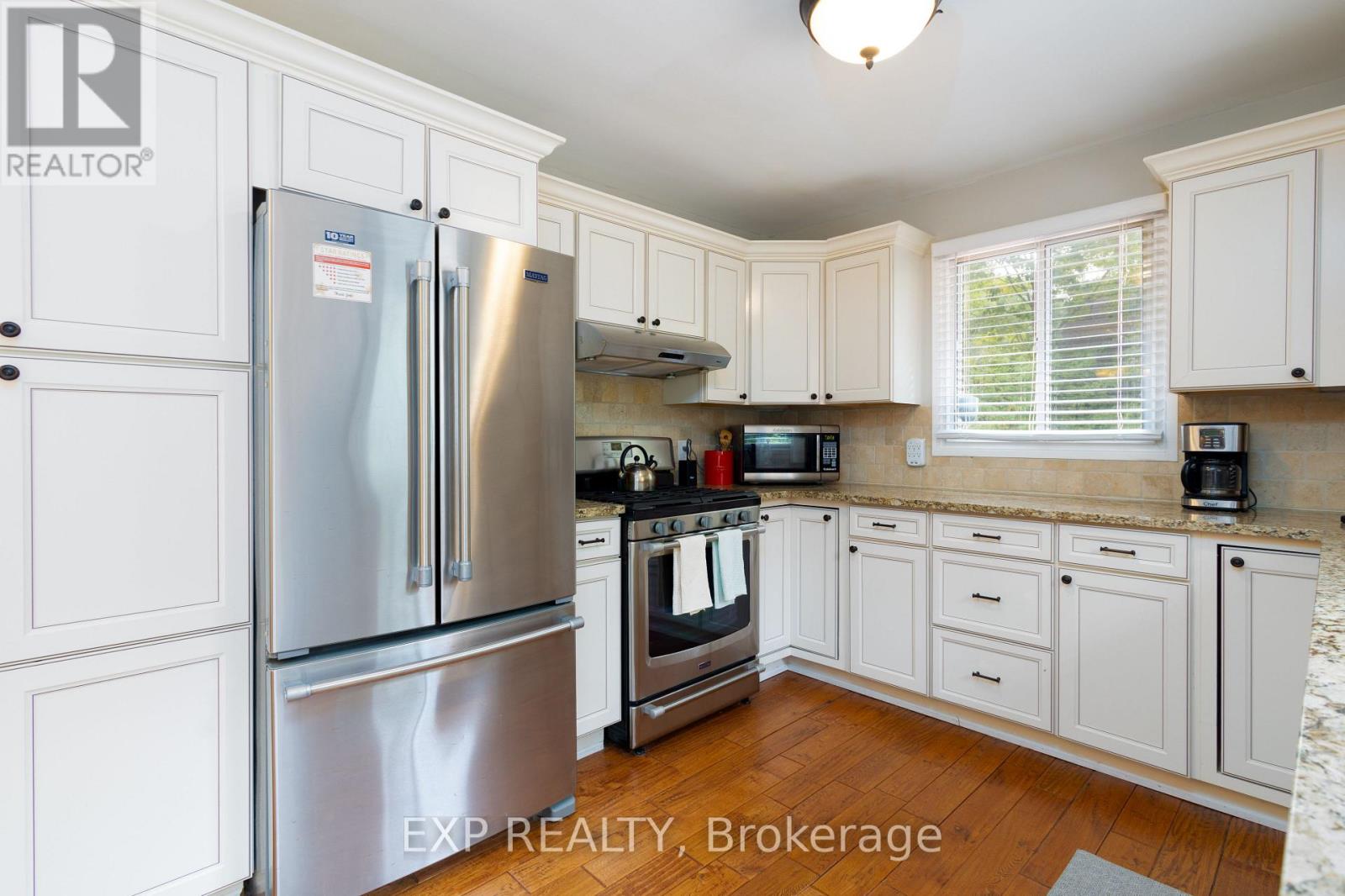 34 Staglir Drive, Tiny, Ontario  L9M 0H2 - Photo 16 - S12712208