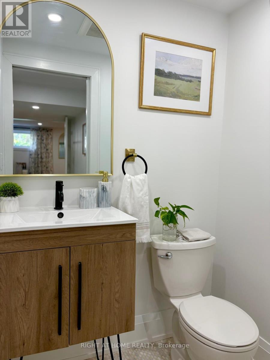 23 Drury Lane, Toronto, Ontario  M9P 1P8 - Photo 16 - W12771306