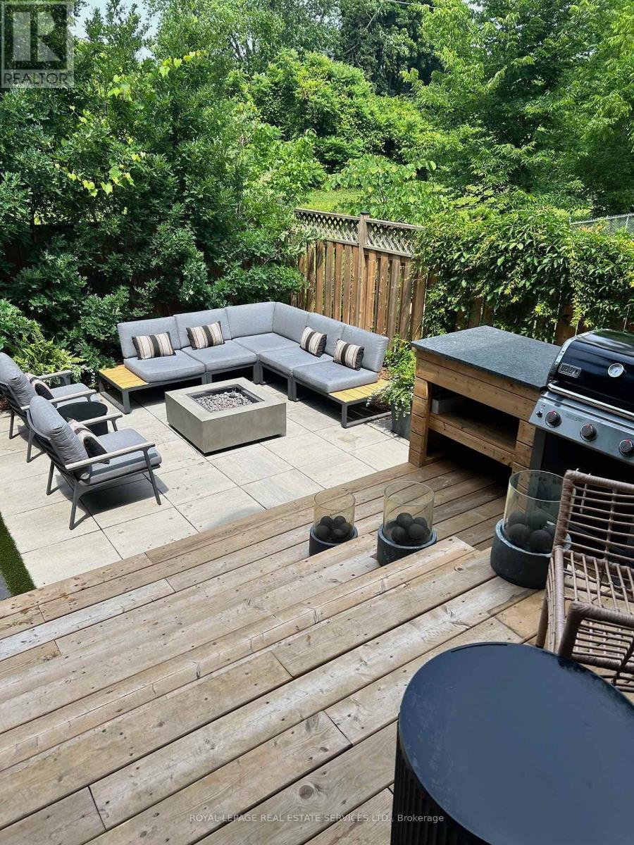 104 Westrose Avenue, Toronto (Kingsway South), Ontario  M8X 2A3 - Photo 34 - W12771406