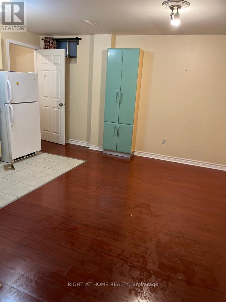 Basement - 5450 Glen Erin Drive, Mississauga, Ontario  L5M 5C7 - Photo 4 - W12771446