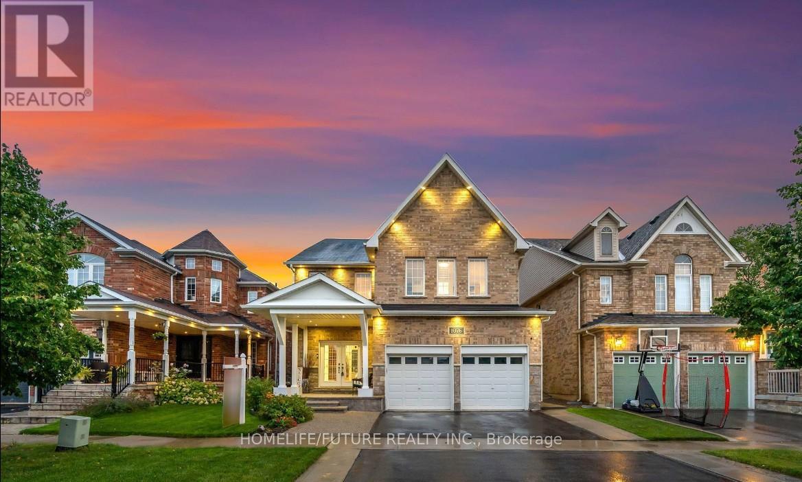 1076 WOODWARD AVENUE, Milton, Ontario