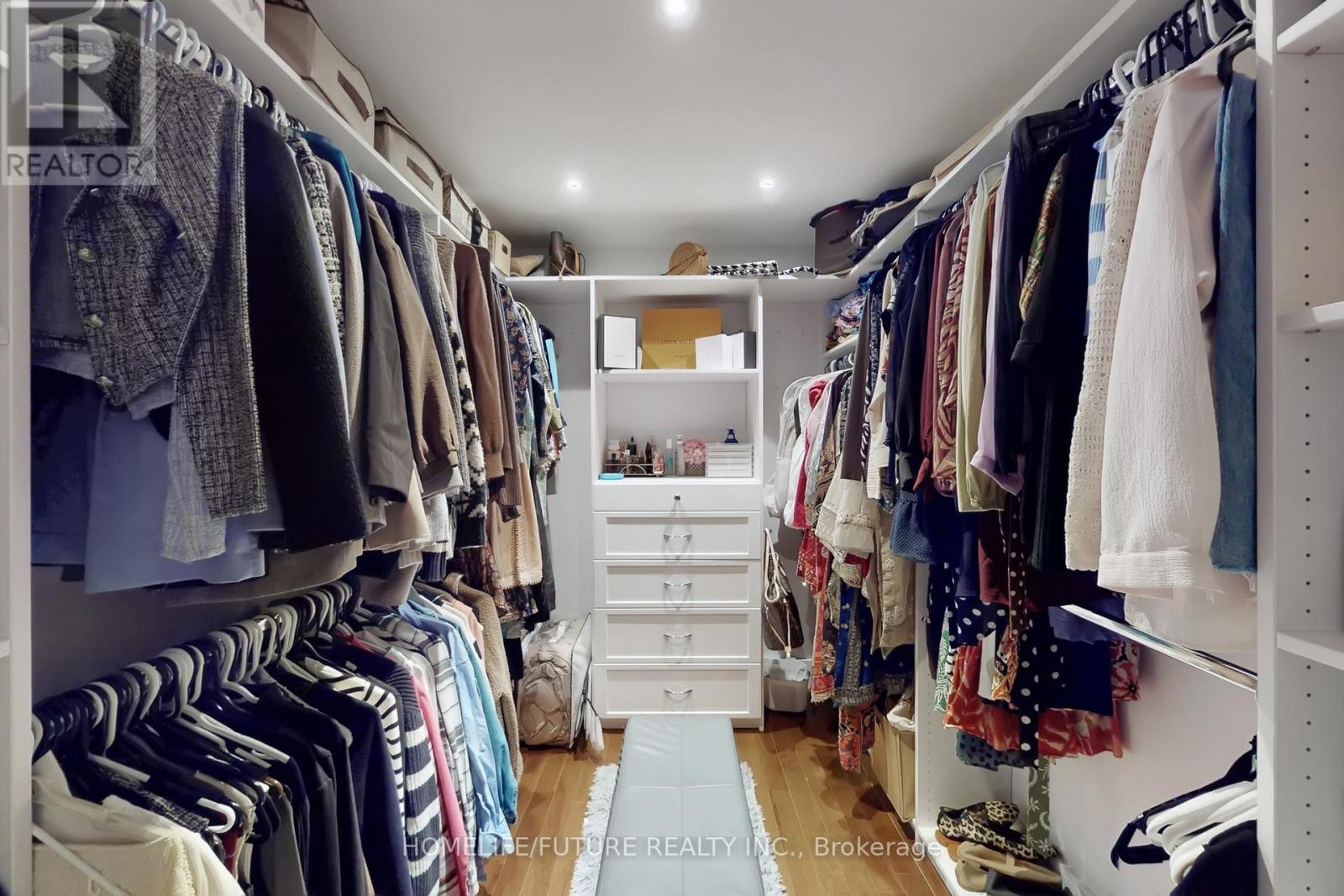 1076 Woodward Avenue, Milton, Ontario  L9T 5P4 - Photo 24 - W12771464