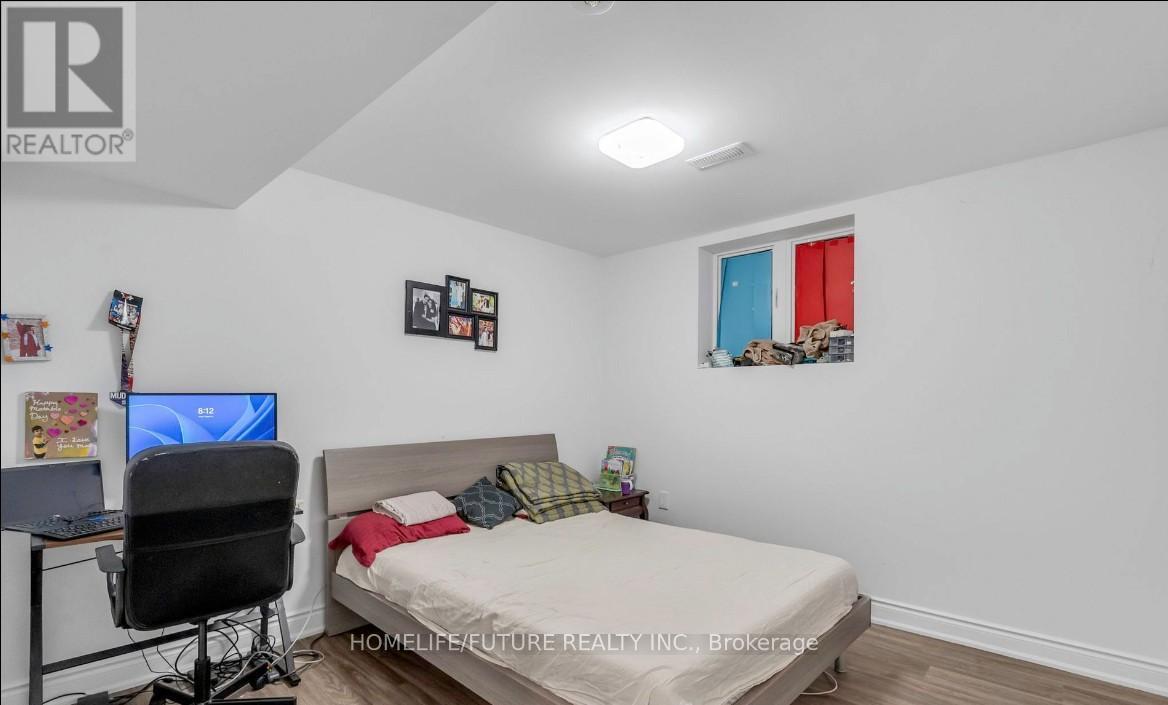 1076 Woodward Avenue, Milton, Ontario  L9T 5P4 - Photo 43 - W12771464