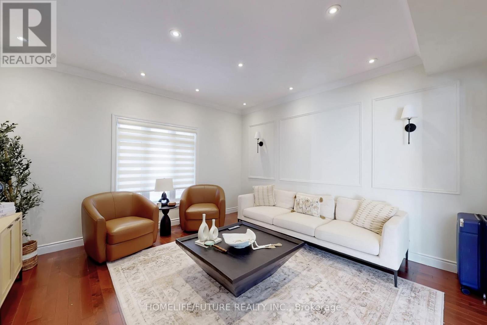 1076 Woodward Avenue, Milton, Ontario  L9T 5P4 - Photo 5 - W12771464